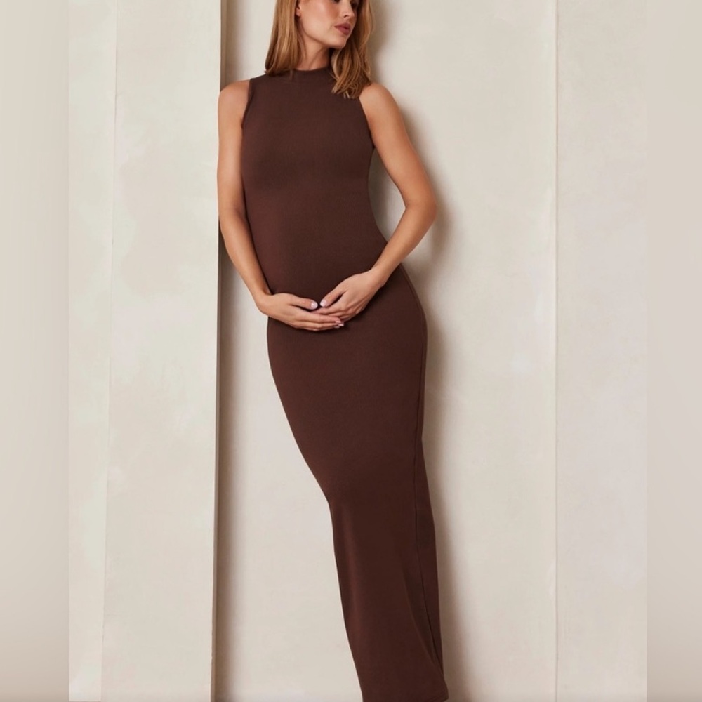 Elegant Brown Sleeveless Dress